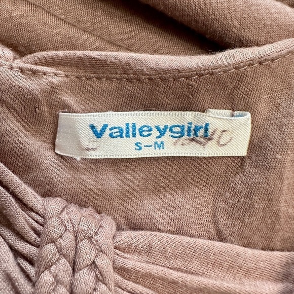 VALLEYGIRL, WOMENS TAUPE MINI DRESS. SIDE POCKETS. SIZE S/M - Picture 7 of 8